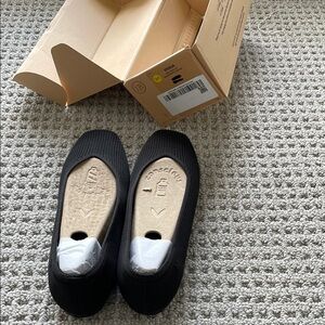 Vivaia Black Flats- New Never worn, in box Size EU 40.5W